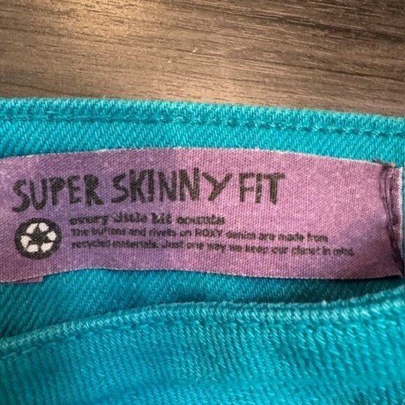 Roxy Womens Distressed Turquoise Skinny Jeans With Front & Back Pockets - Picture 14 of 16